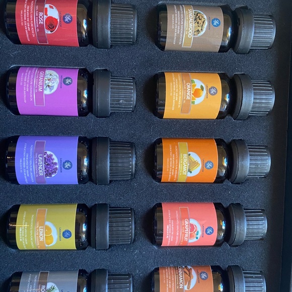 Essential oils - Picture 5 of 5